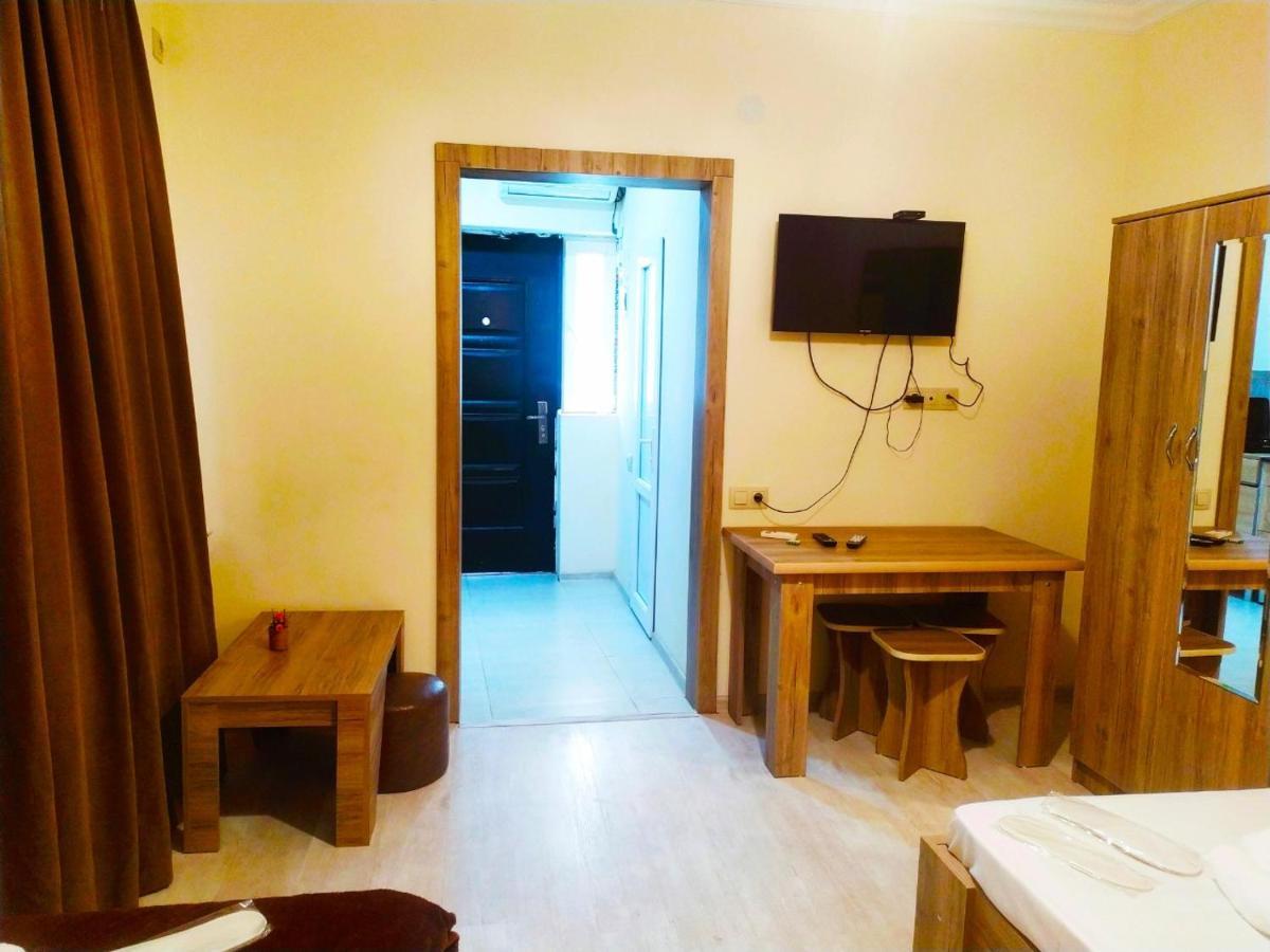 Guesthouse Family Tiflis Exterior foto